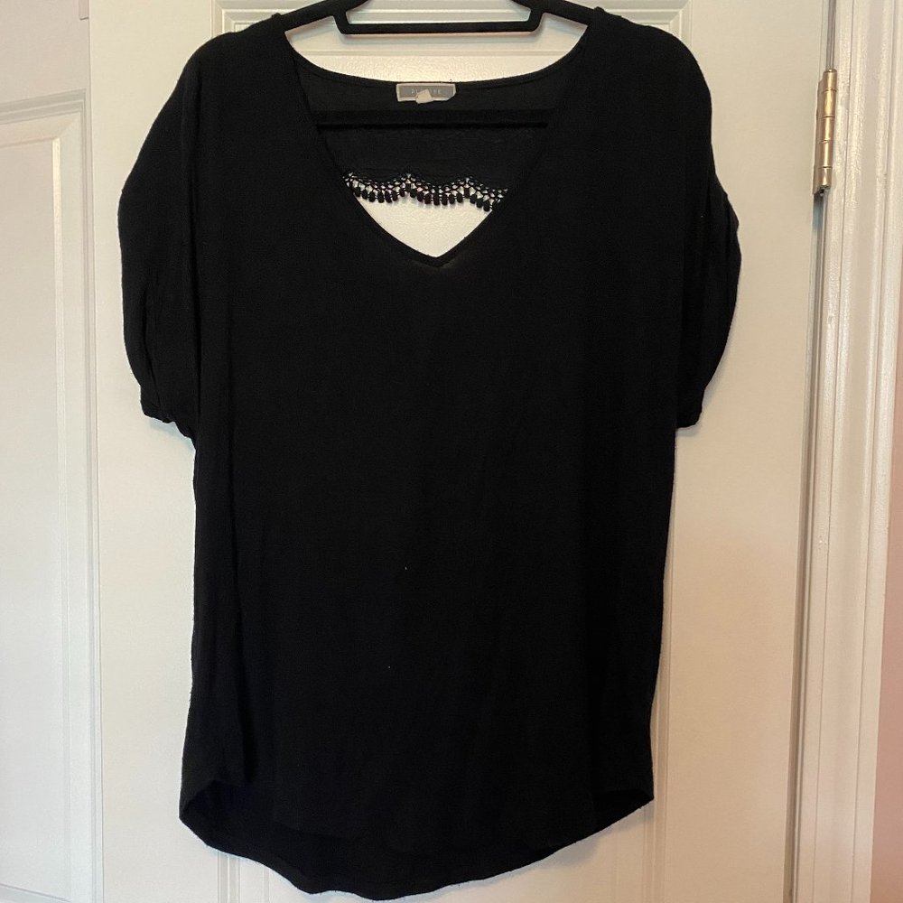 Pleione Black Keyhole Lace Shirt in size M